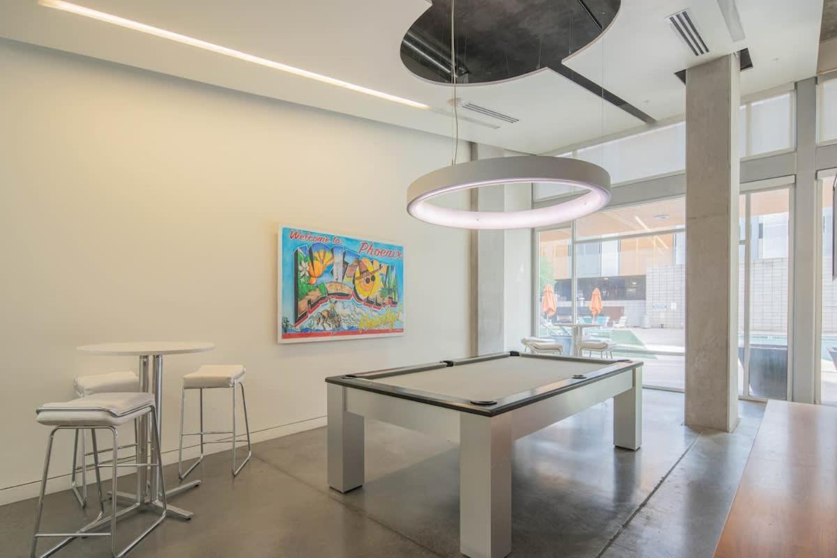 Apartment Adorable 1bd - Downtown - Gym, Pool, Parking